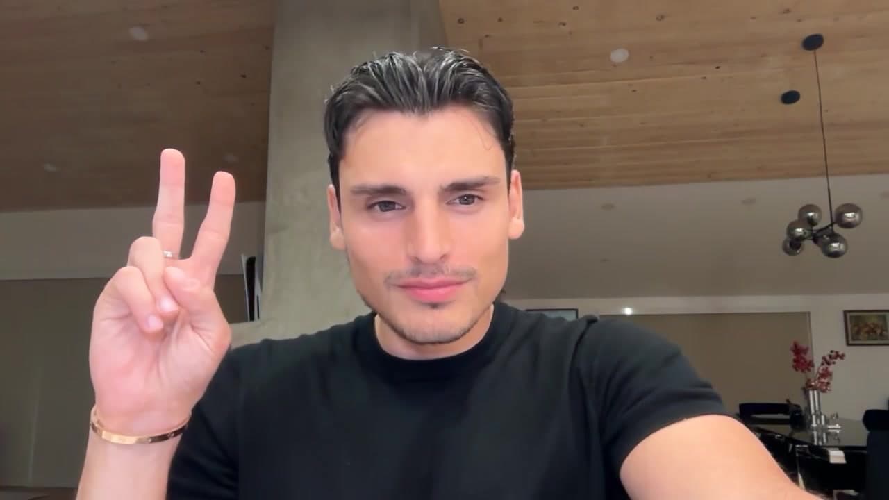 Eduard Martirosyan, dating coach